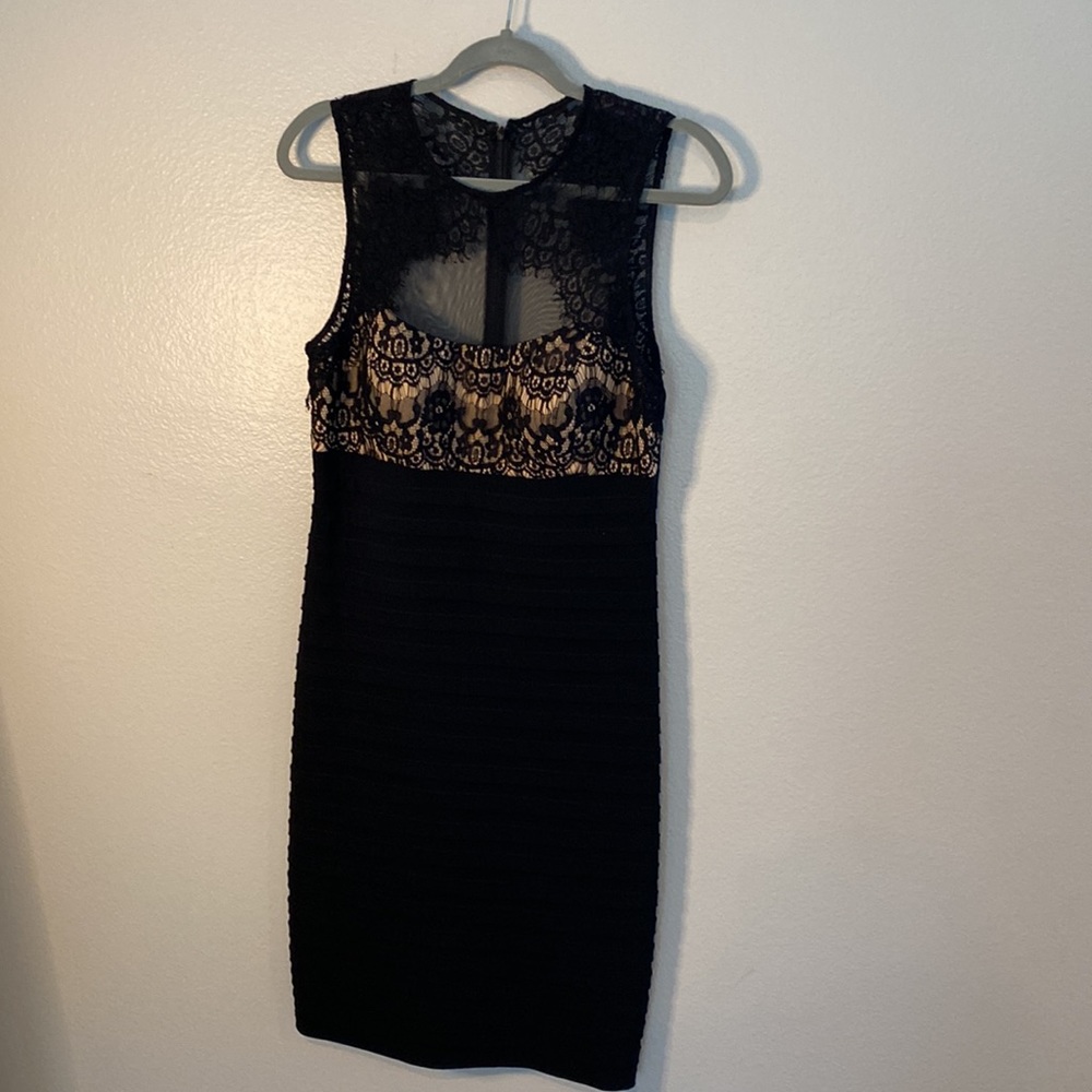 Betsy & Adam black lace mesh textured cocktail dress little black dress size 10 - Picture 2 of 12